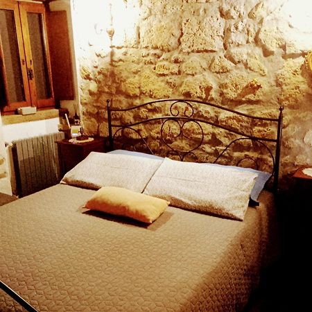 Appartement La Chascona Di Farnese Casa Di Tufo Nel Borgo Extérieur photo